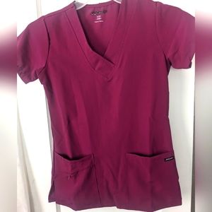 Jockey Women's Classic Fit Tri Blend Solid Scrub Top